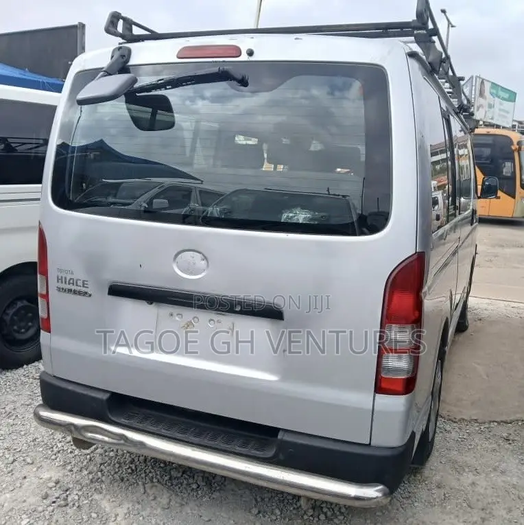 Toyota HiAce 2013 Grey