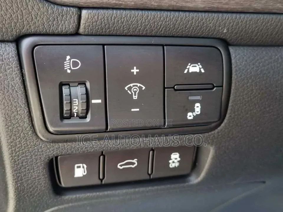 Kia Cadenza 2020 Black