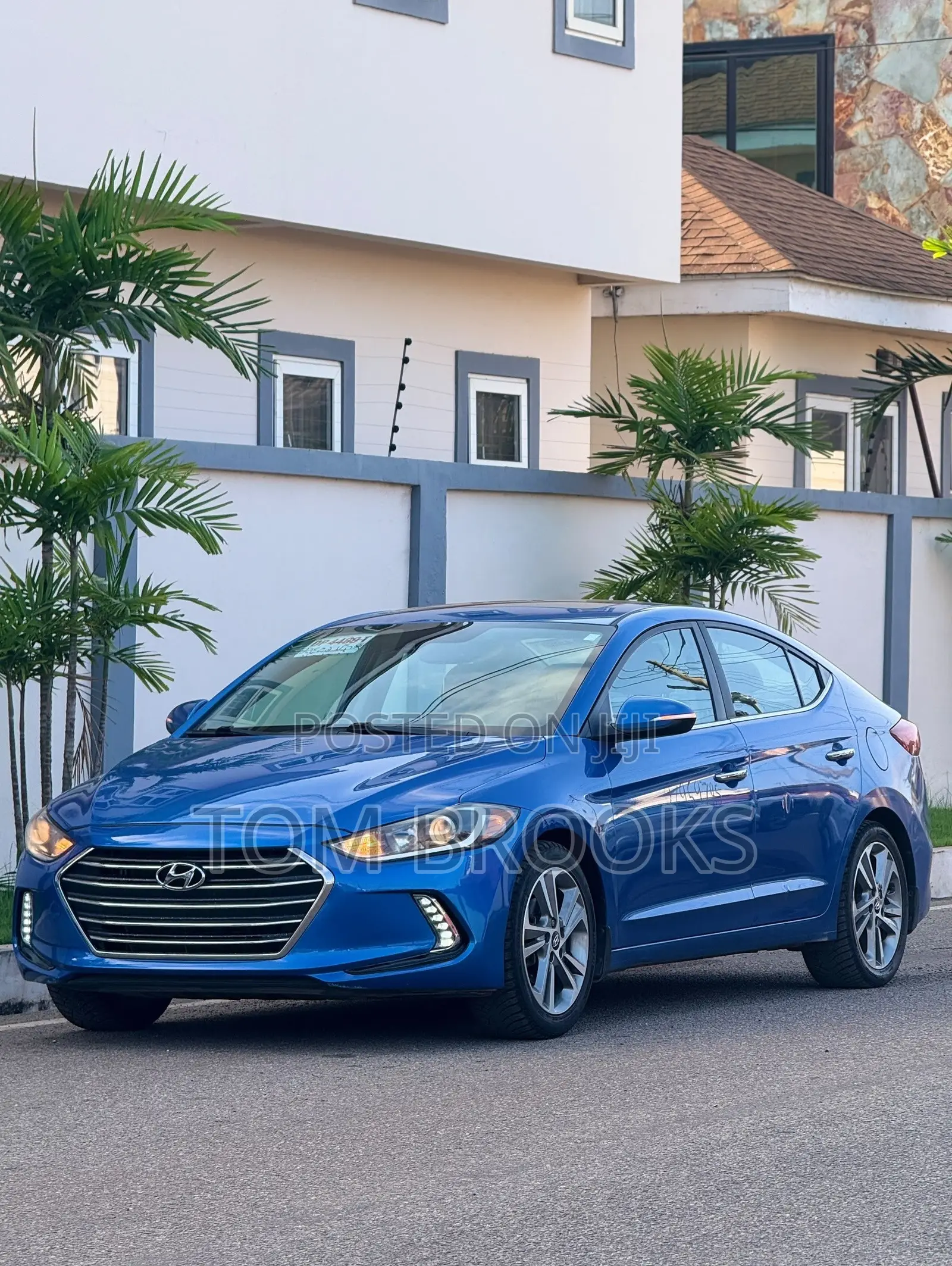 Hyundai Elantra Limited 2018 Blue