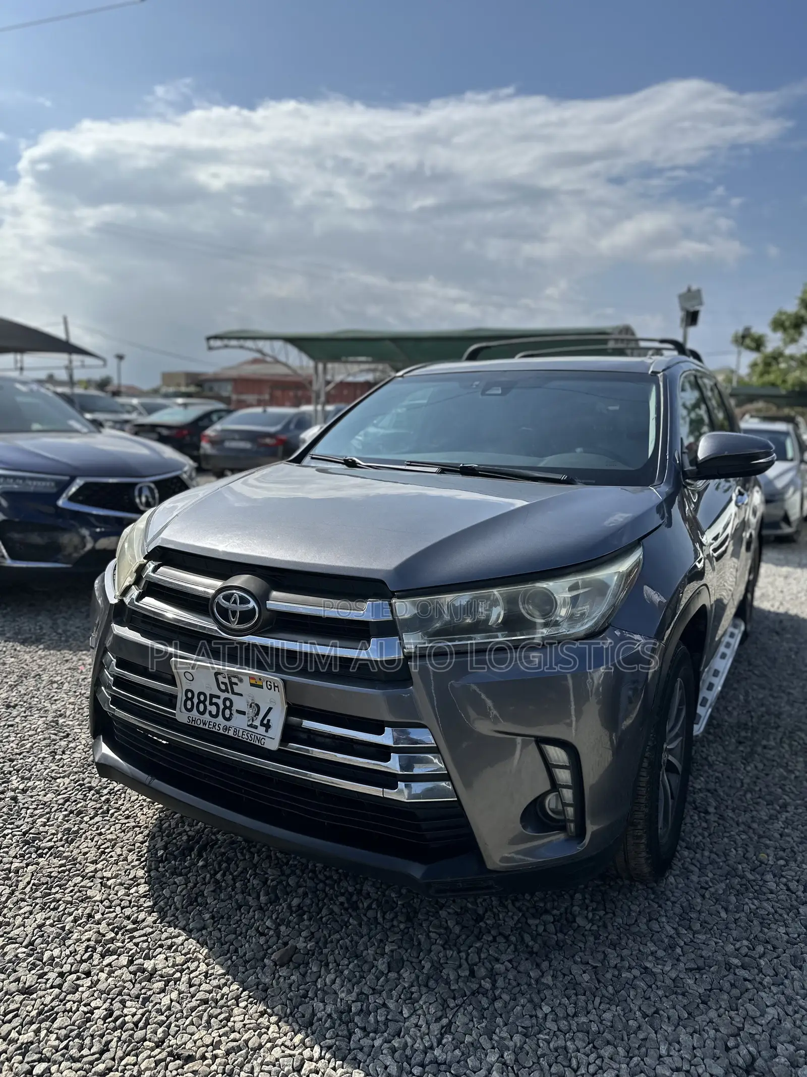 Toyota Highlander XLE 2019 Gray