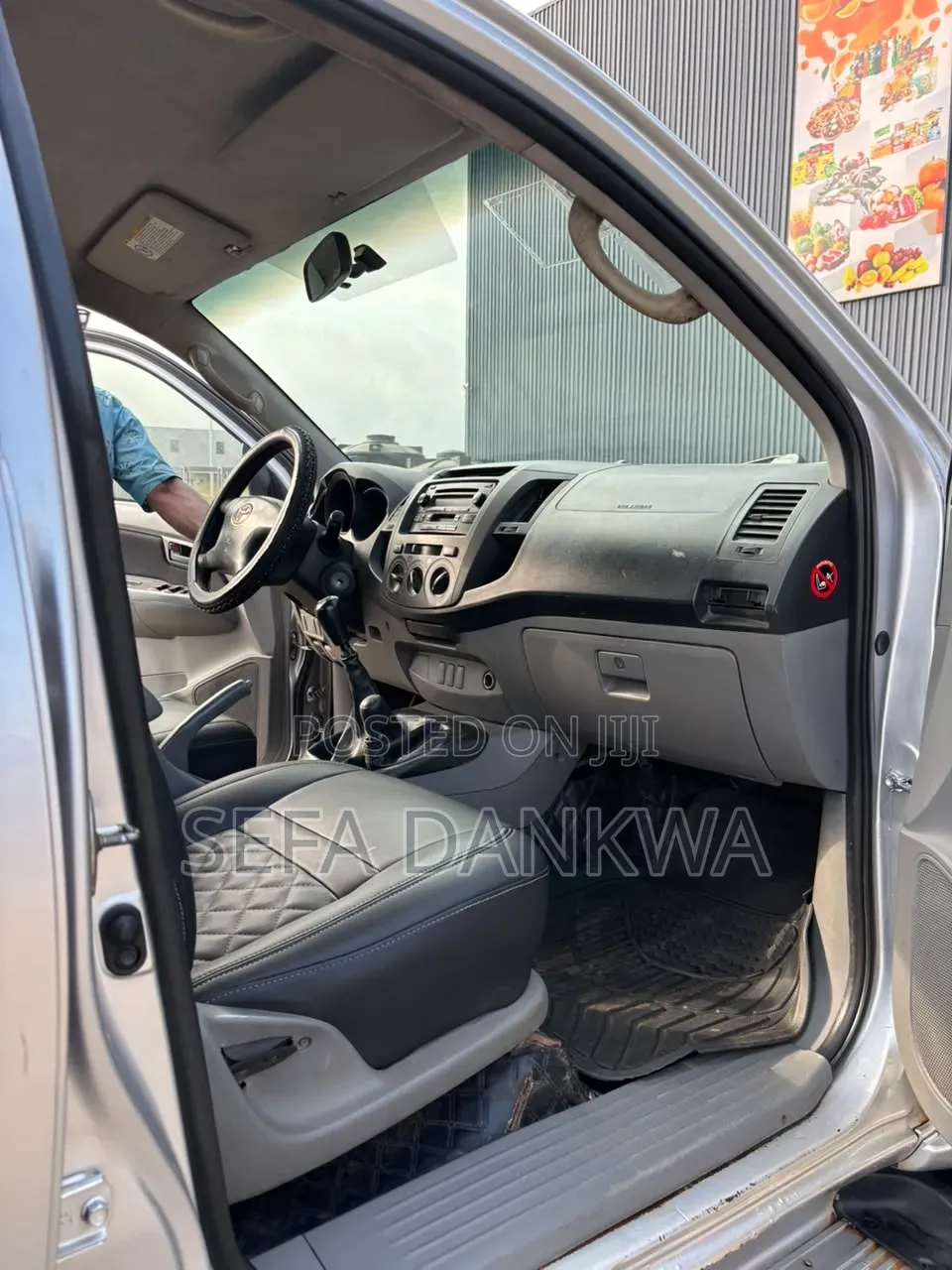 Toyota Hilux 2010 Silver