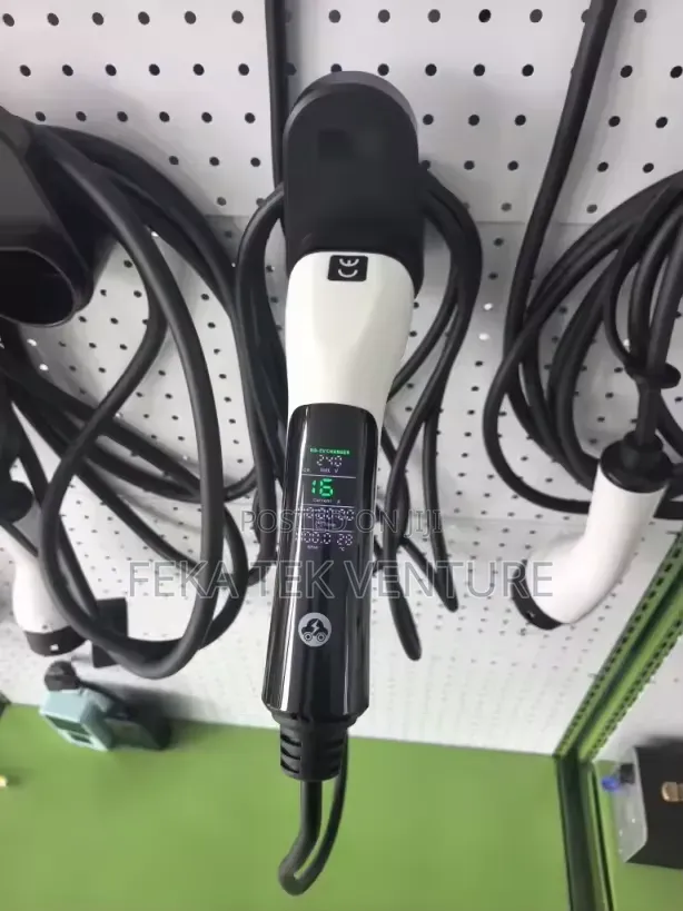 2 in 1 Ev Charger and Discharger 3.5KW Travel Charger