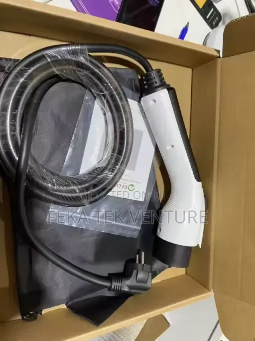 2 in 1 Ev Charger and Discharger 3.5KW Travel Charger