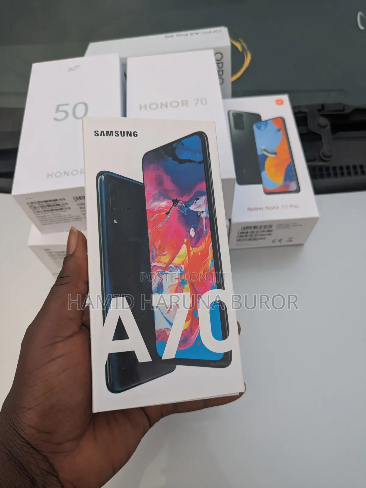 New Samsung Galaxy A70 128 GB Black