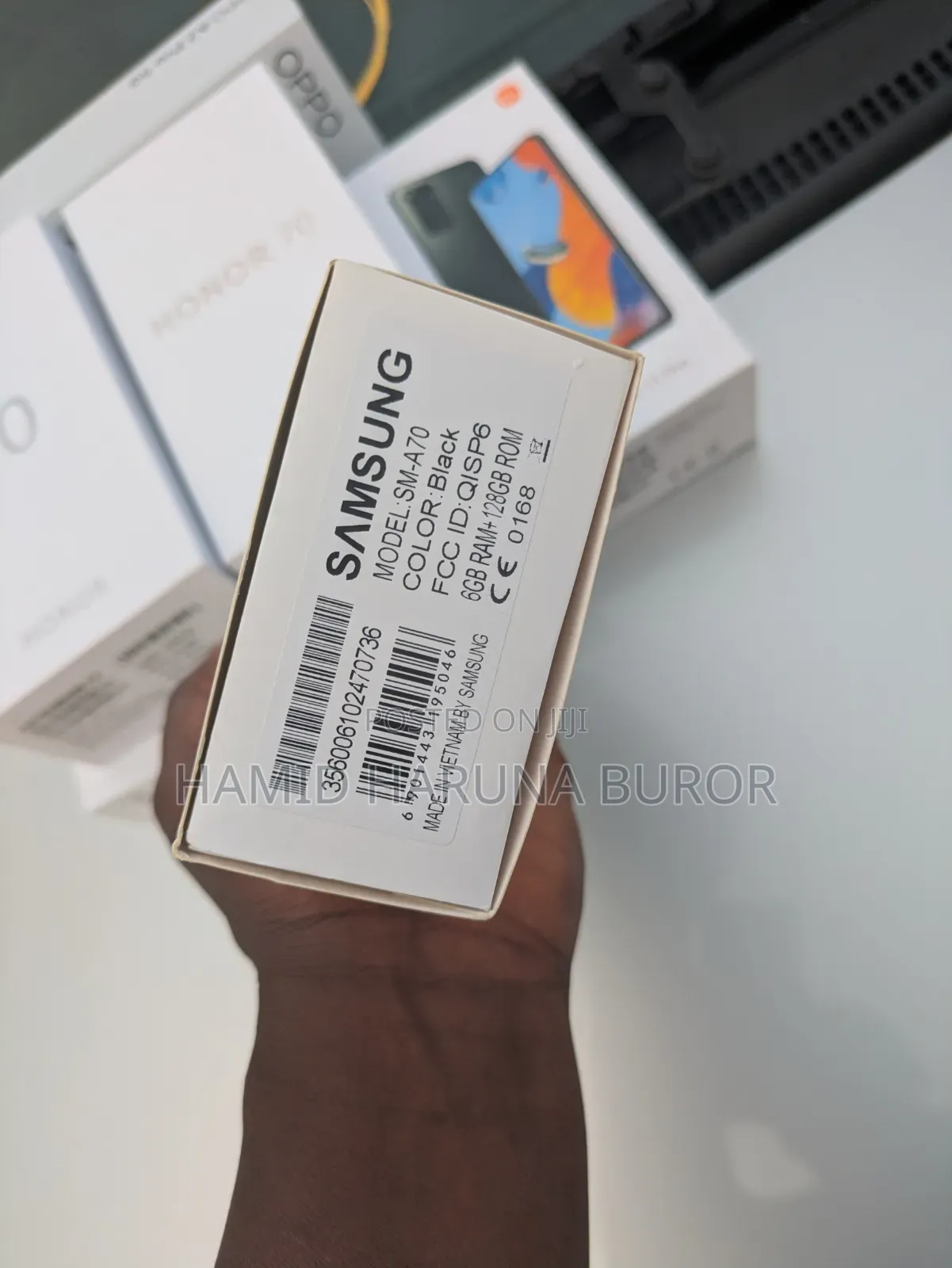 New Samsung Galaxy A70 128 GB Black