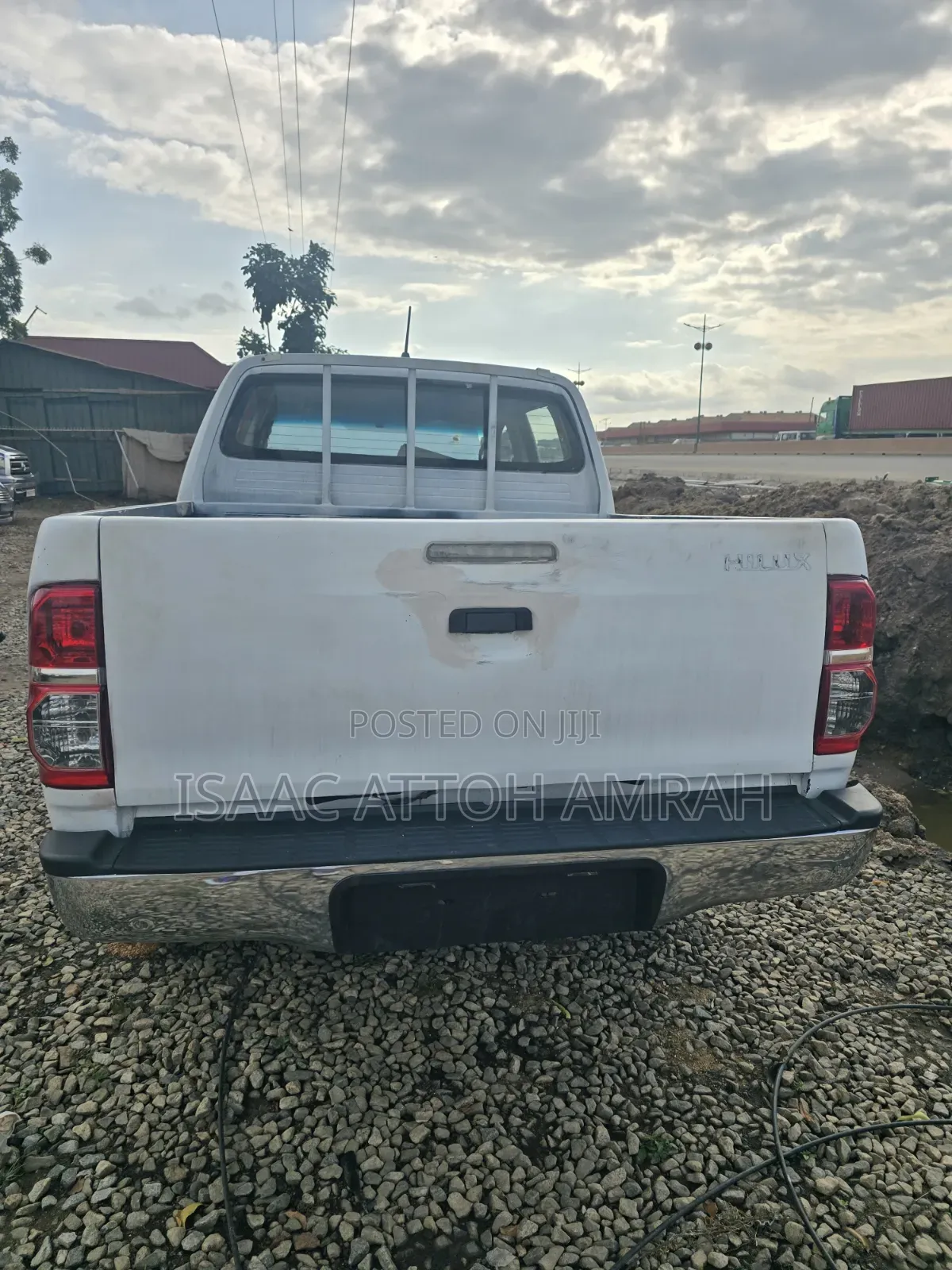 Toyota Hilux 2.5 D-4D 4X4 SRX 2012 White