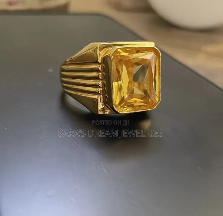 Solid Fashion Gold Ring