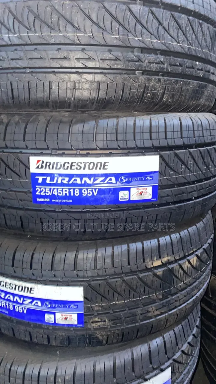 Original Bridgestone 225/45r18 Tyres Available for All Cars