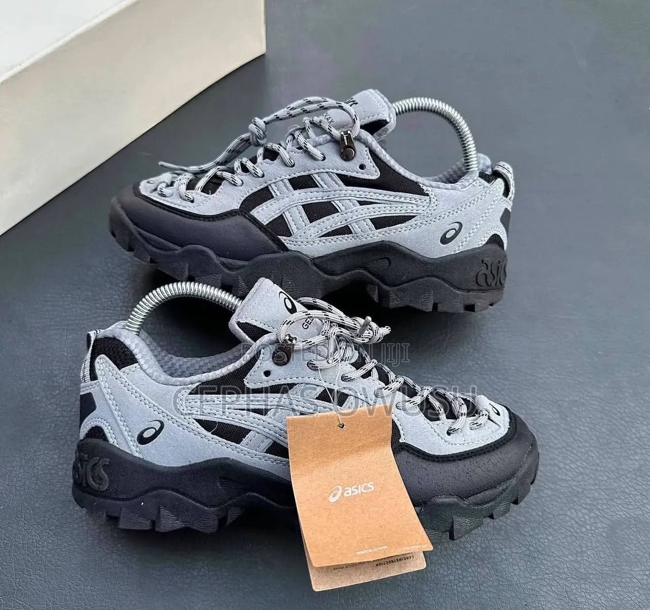 Asics Gel-Pickas Sneakers