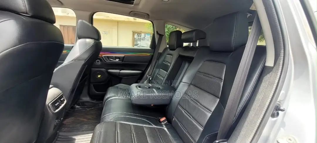 Honda CR-V 2018 Silver