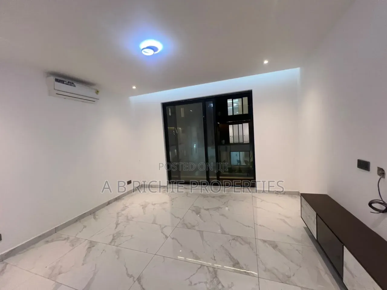 5bdrm Townhouse/Terrace in Ab Richie Properties, Police Station