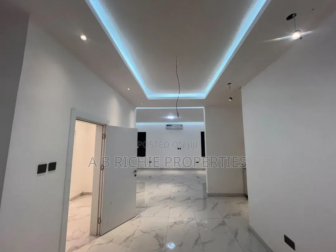 5bdrm Townhouse/Terrace in Ab Richie Properties, Police Station