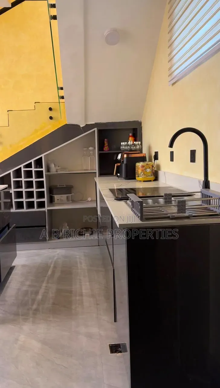 3bdrm House in Ab Richie Properties, Tseaddo for sale