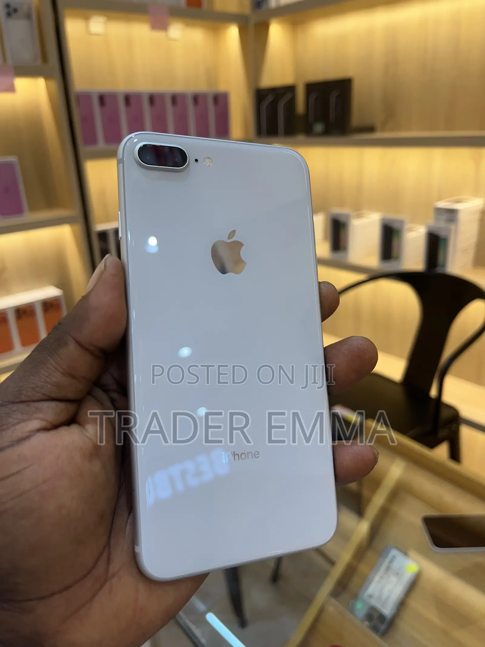 Apple iPhone 8 Plus 64 GB White