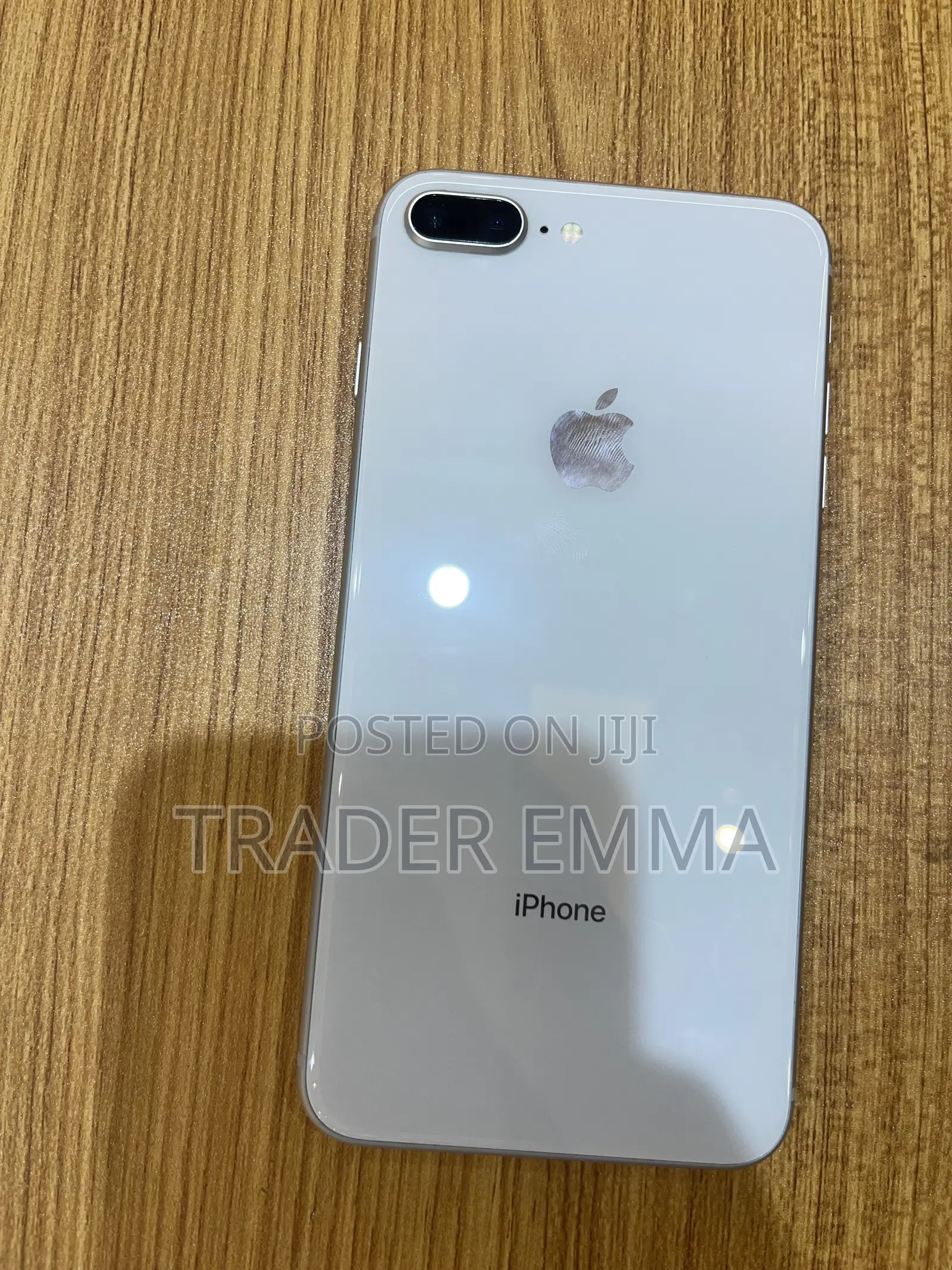 Apple iPhone 8 Plus 64 GB White