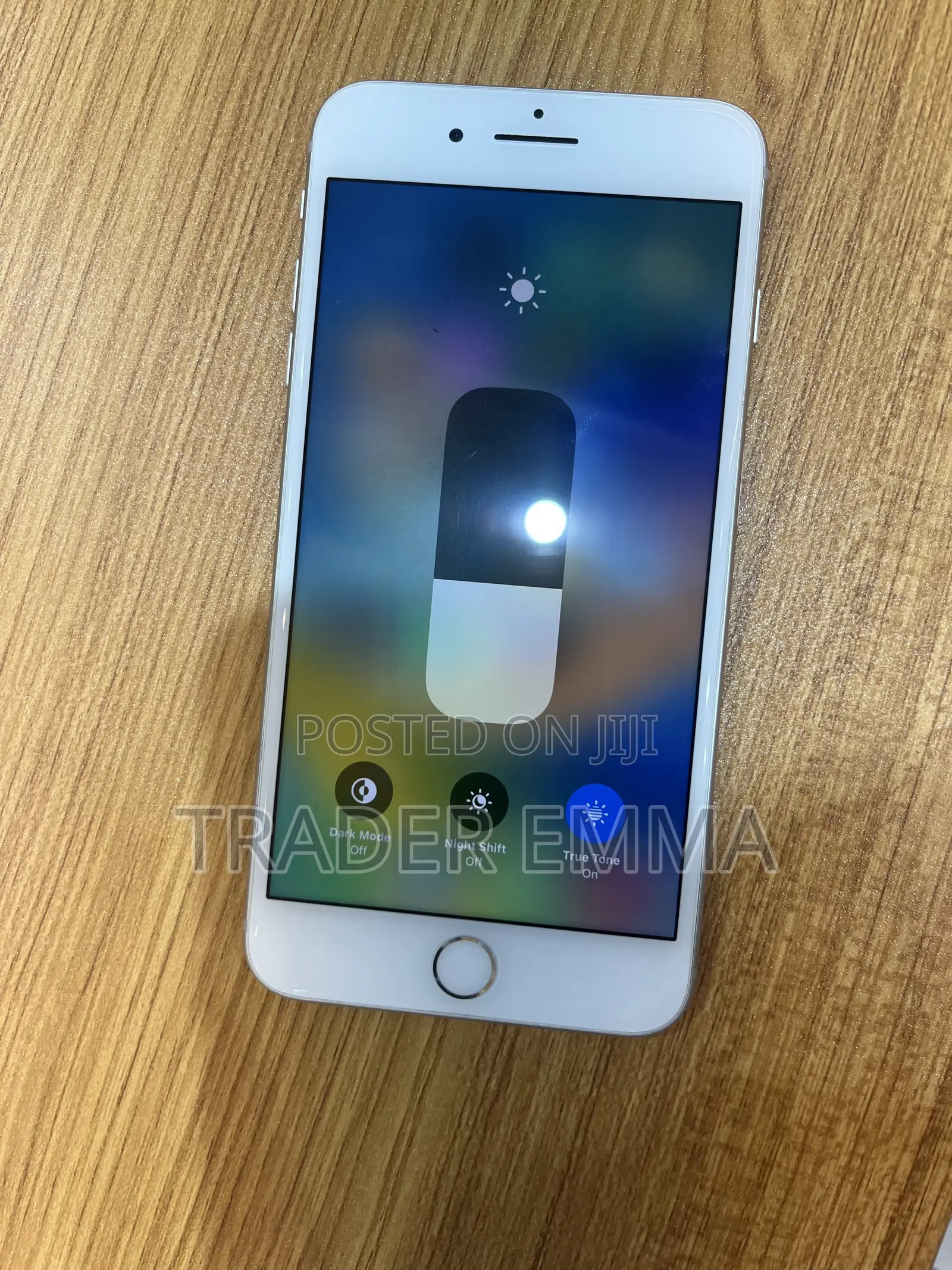 Apple iPhone 8 Plus 64 GB White