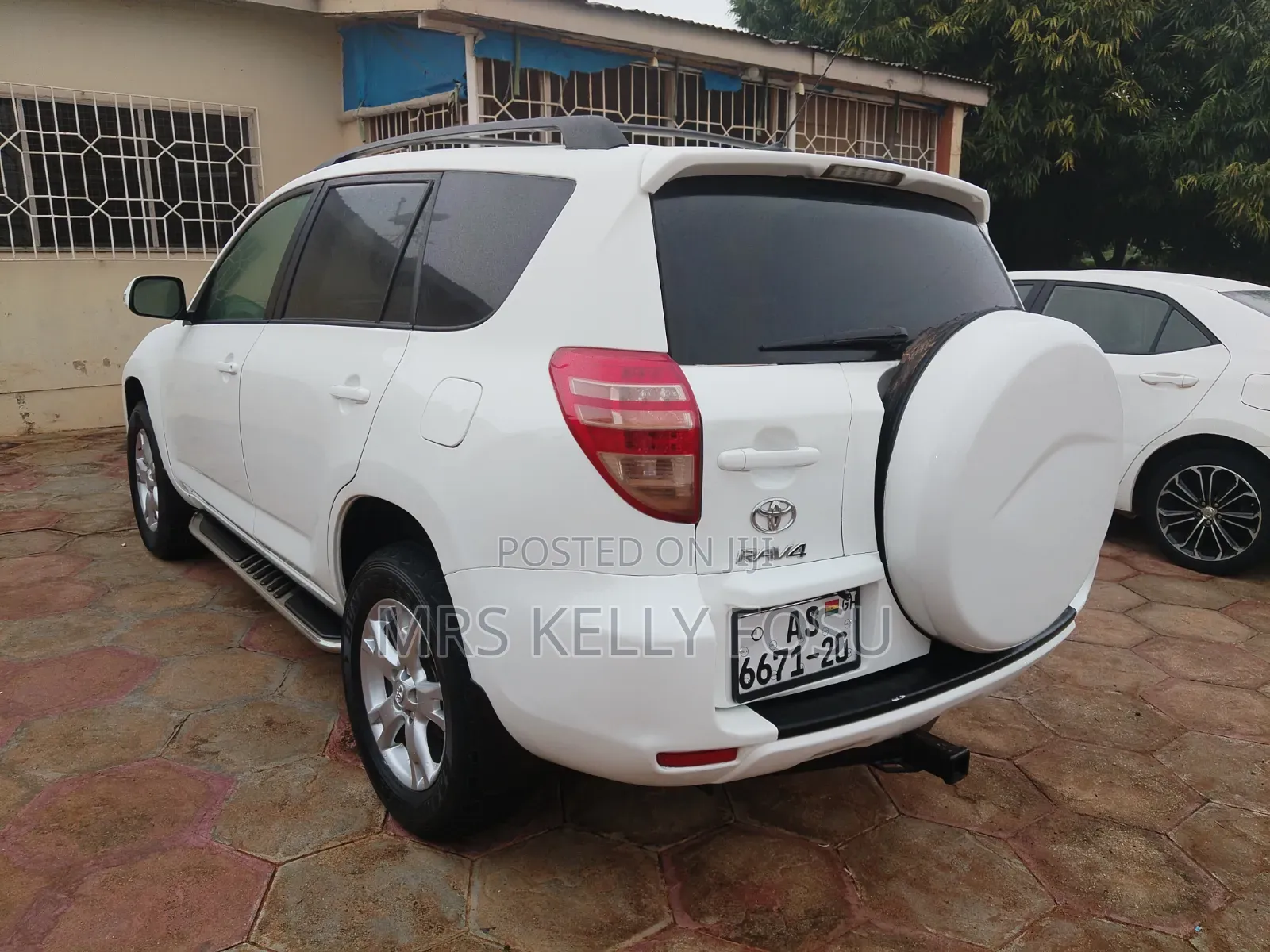 Toyota RAV4 2012 White
