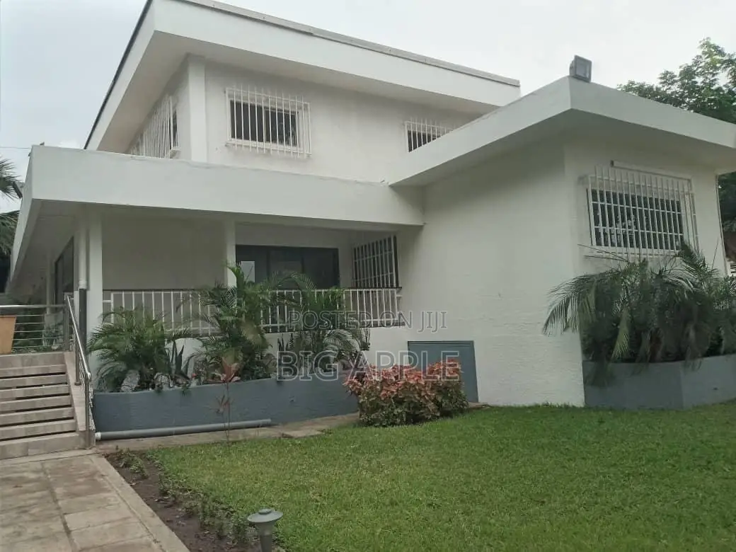 5bdrm Mansion in North Ridge for rent