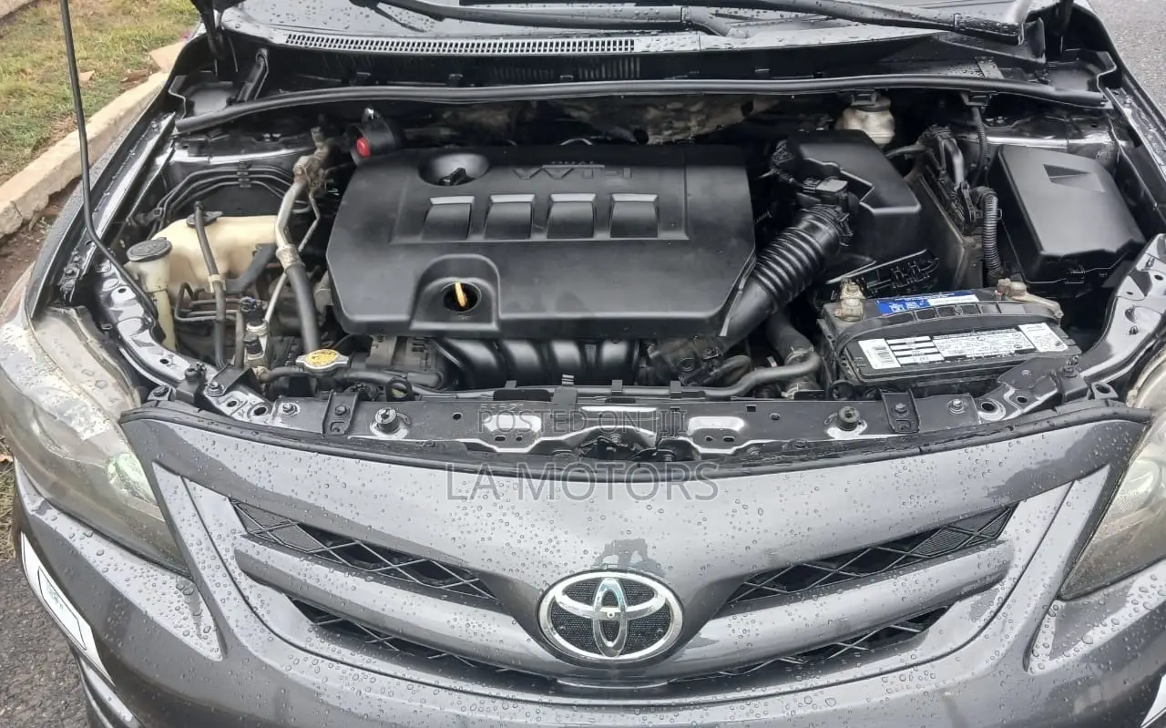 Toyota Corolla 2013 Gray