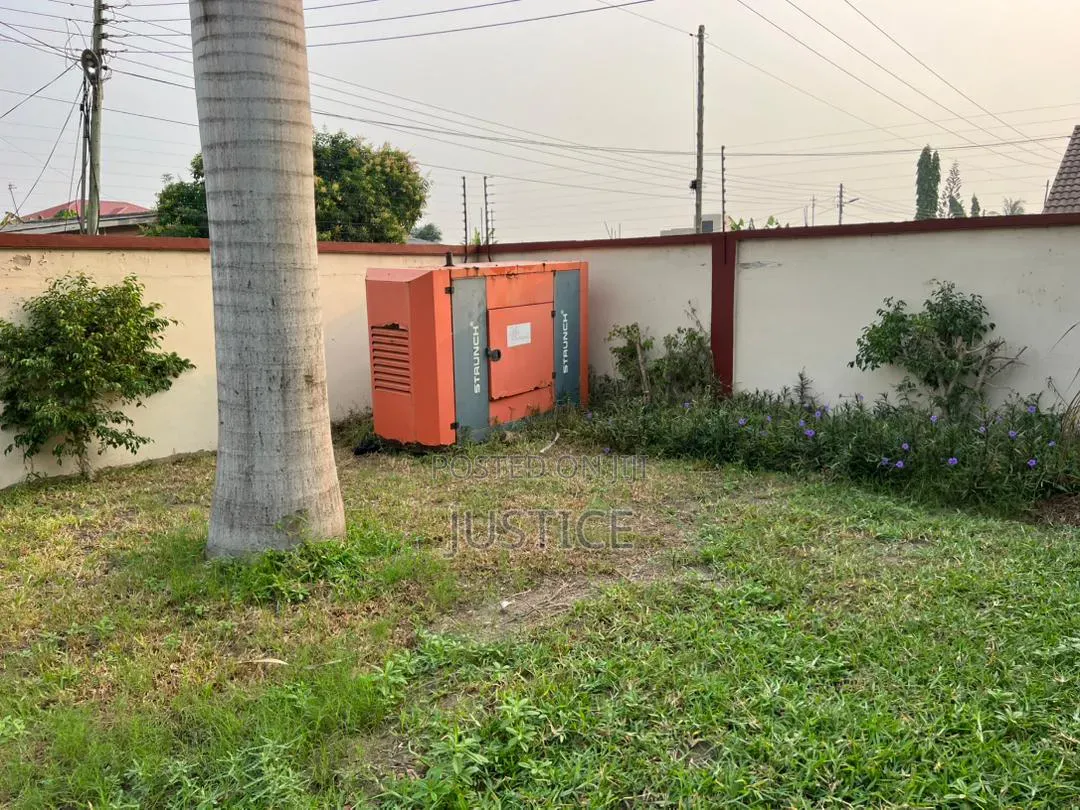 5bdrm Mansion in Scc Weija, West Hills Mall Area for sale