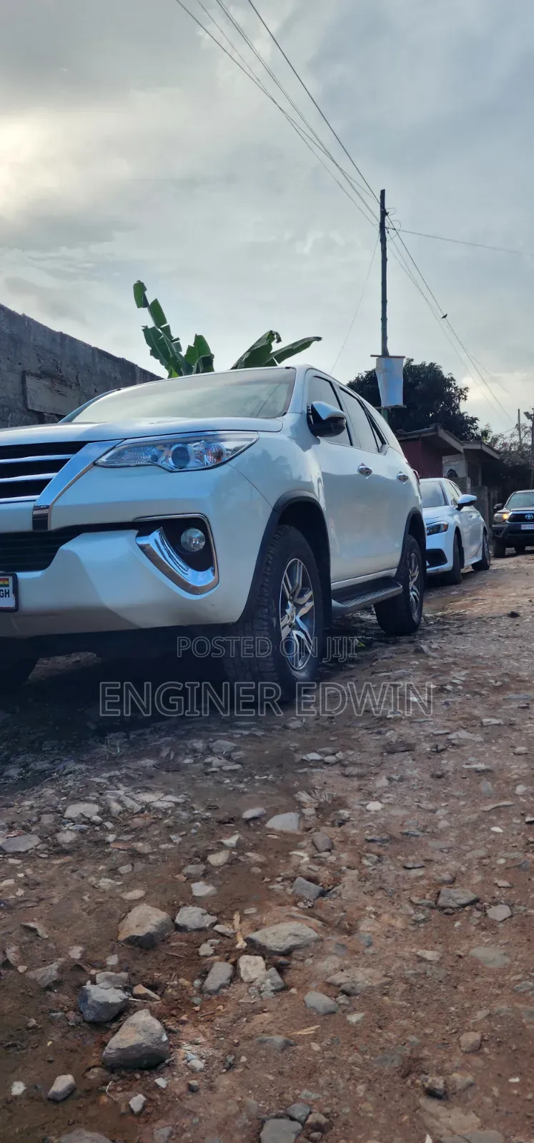 Toyota Fortuner 2.7 AWD 2019 White