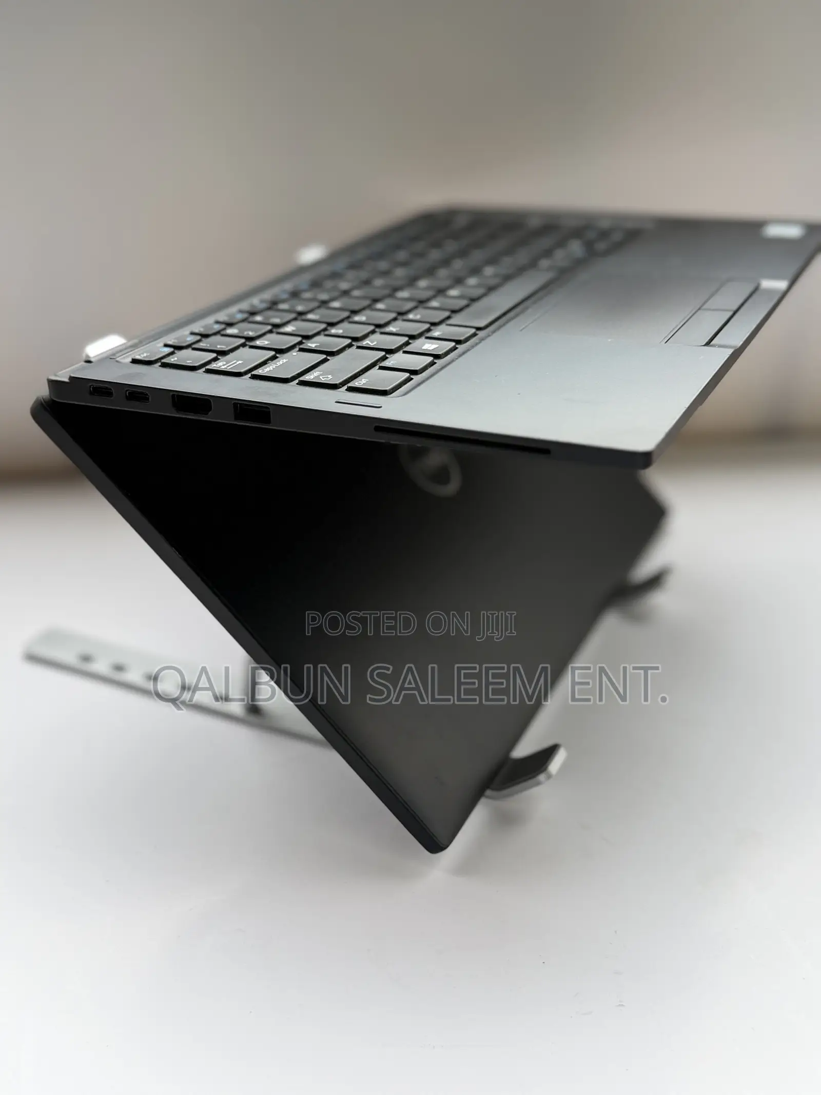 Laptop Dell Latitude 7390 2-in-1 16GB Intel Core i7 SSD 256GB