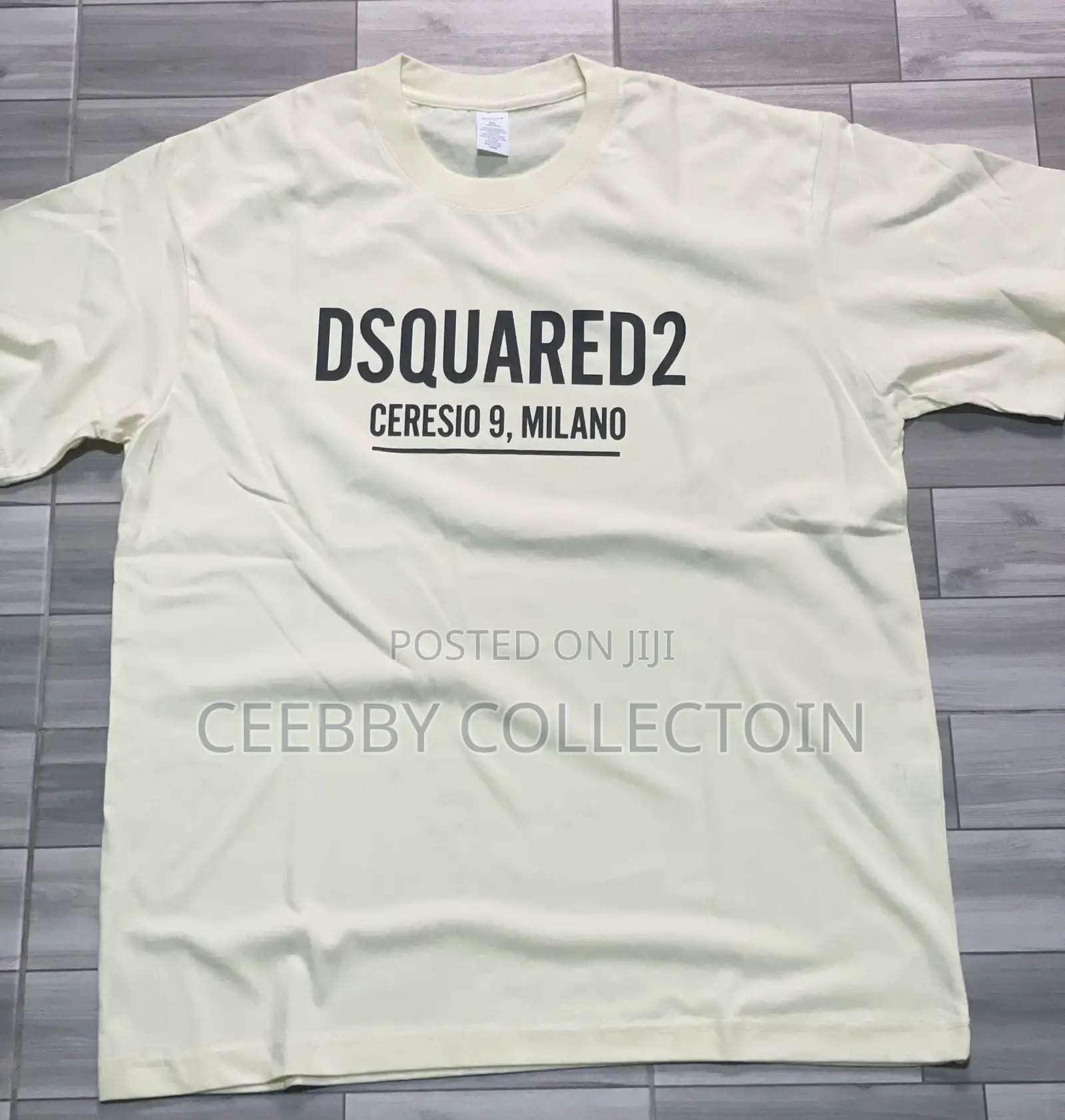 High Quality Round Neck T-Shirt Available