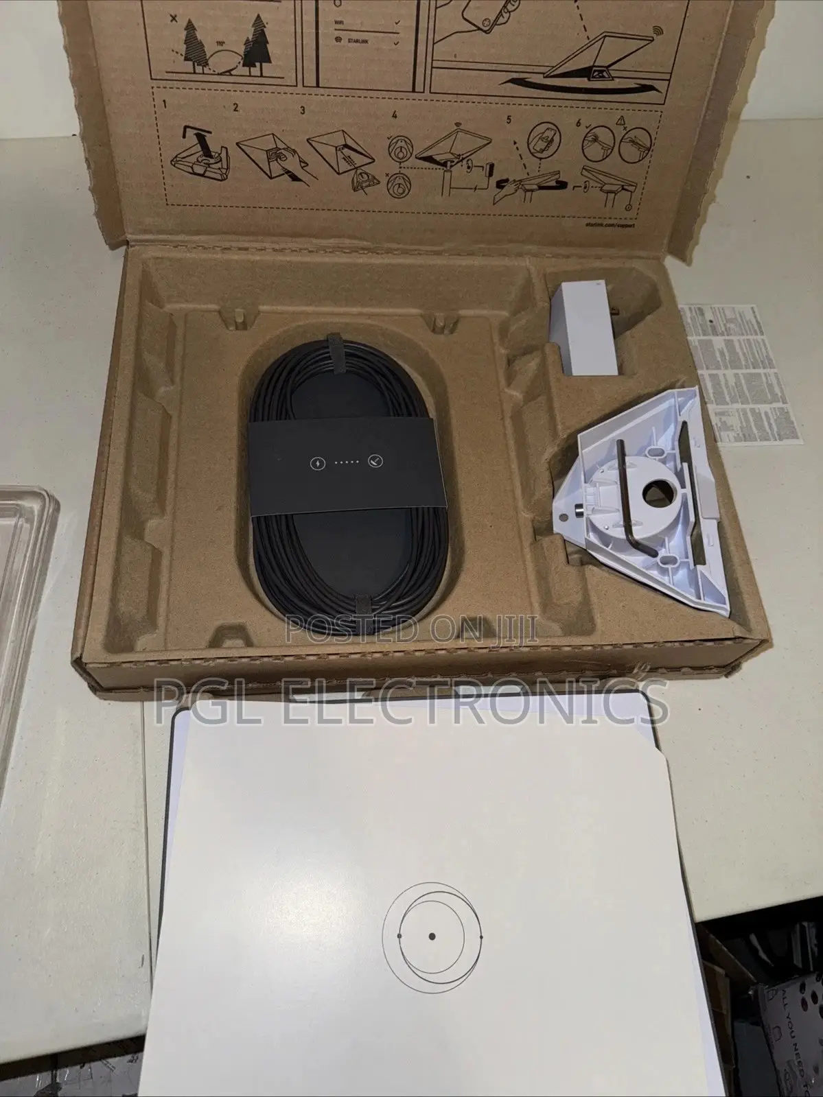 Starlink Mini Kit | Dish UTA-231 | Portable Wi-Fi System. Complete