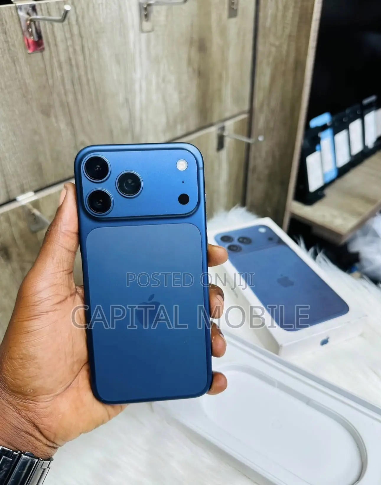 New Apple iPhone 17 Pro Max 1 TB Blue
