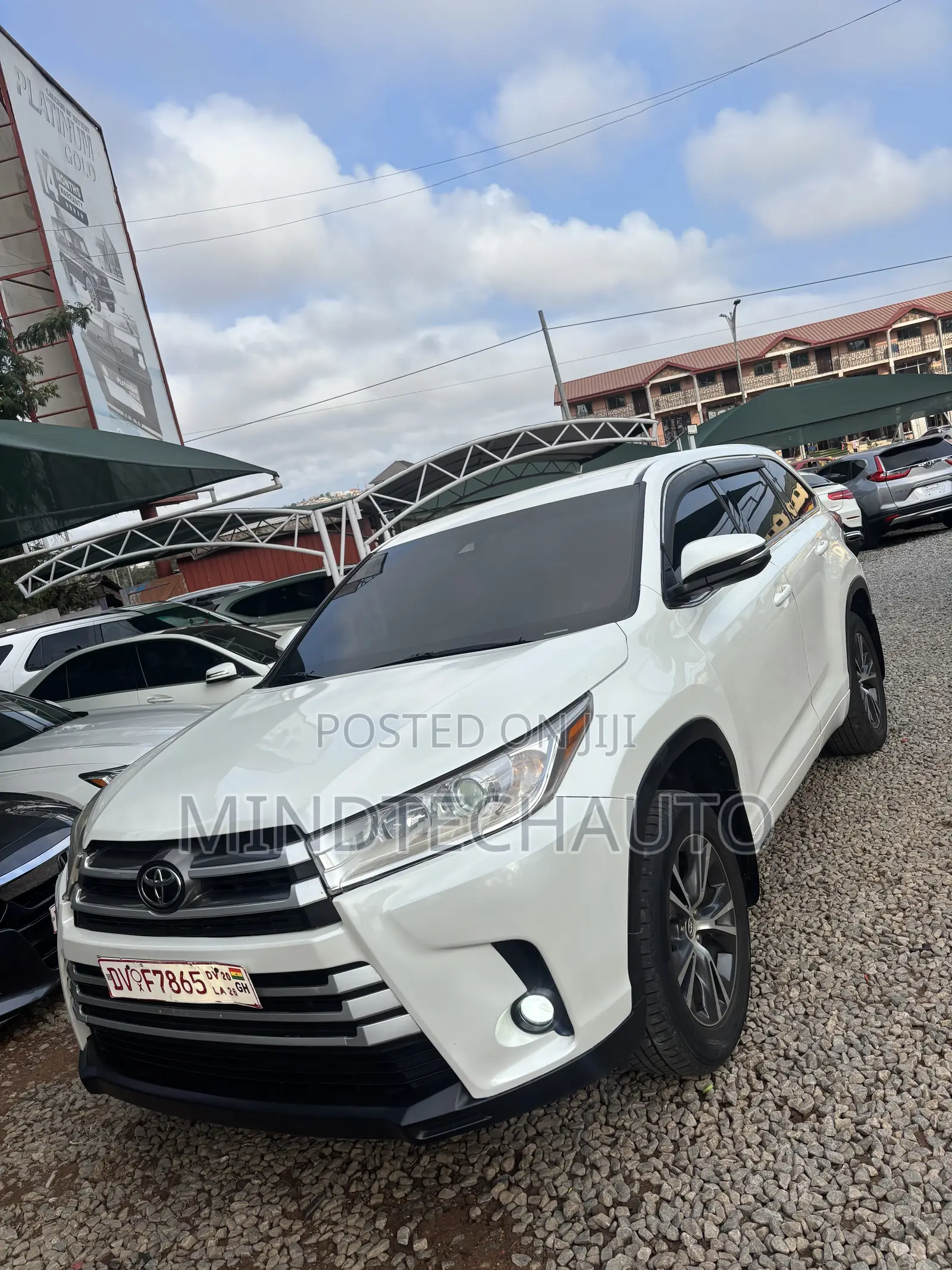 Toyota Highlander Limited 4x2 V6 (3.5L 6cyl 8A) 2018 White