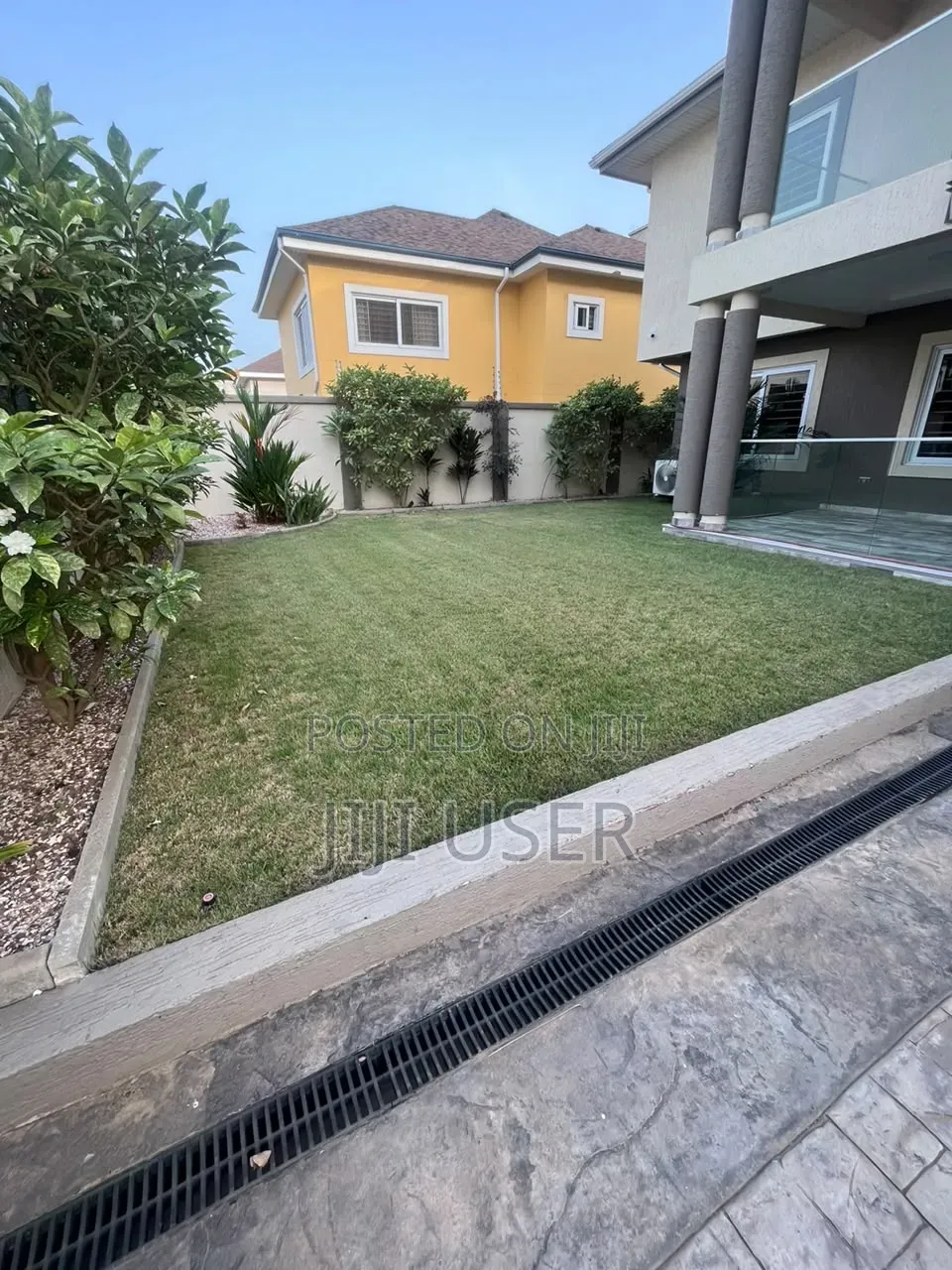 4bdrm House in Tse Addo, Accra Metropolitan for sale