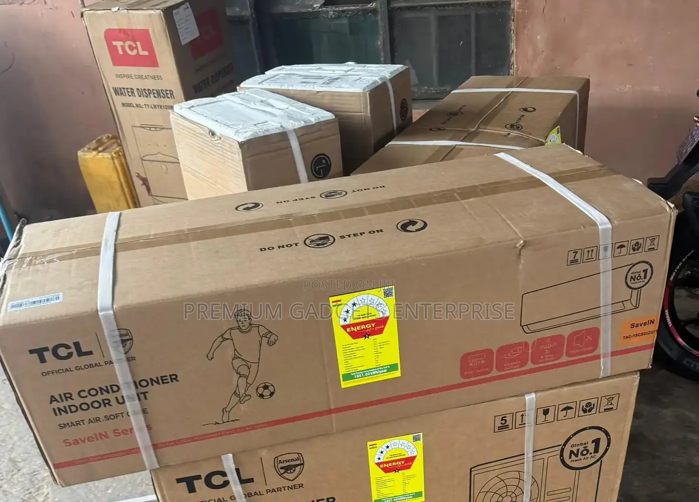 TCL 2.5hp Split on/Off Air Condition R32 | Quadrupuri Filters 3 Stars
