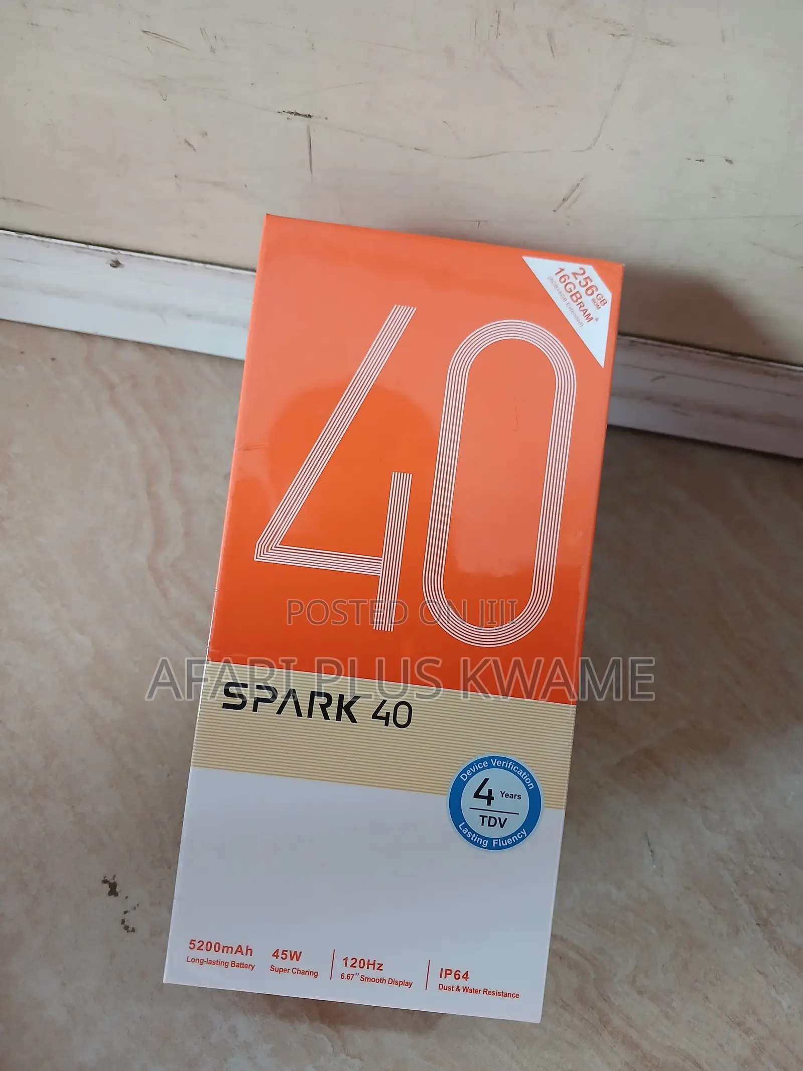 New Tecno Spark 40 256 GB Silver