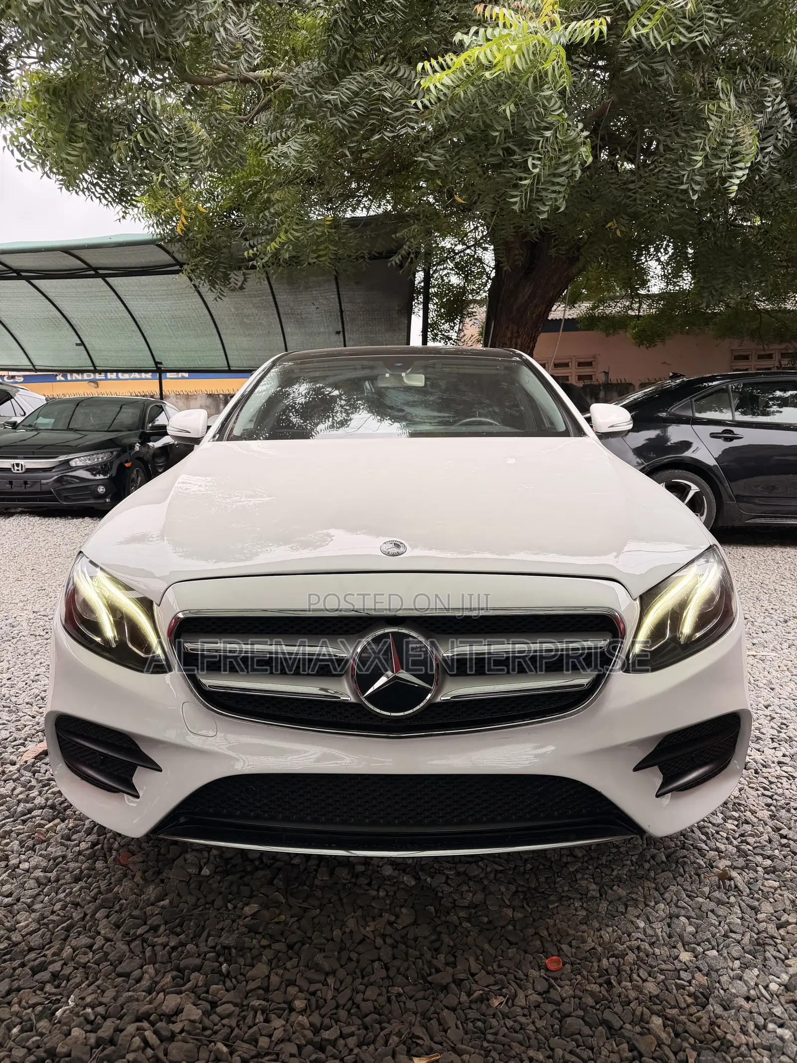 Mercedes-Benz E300 2018 White