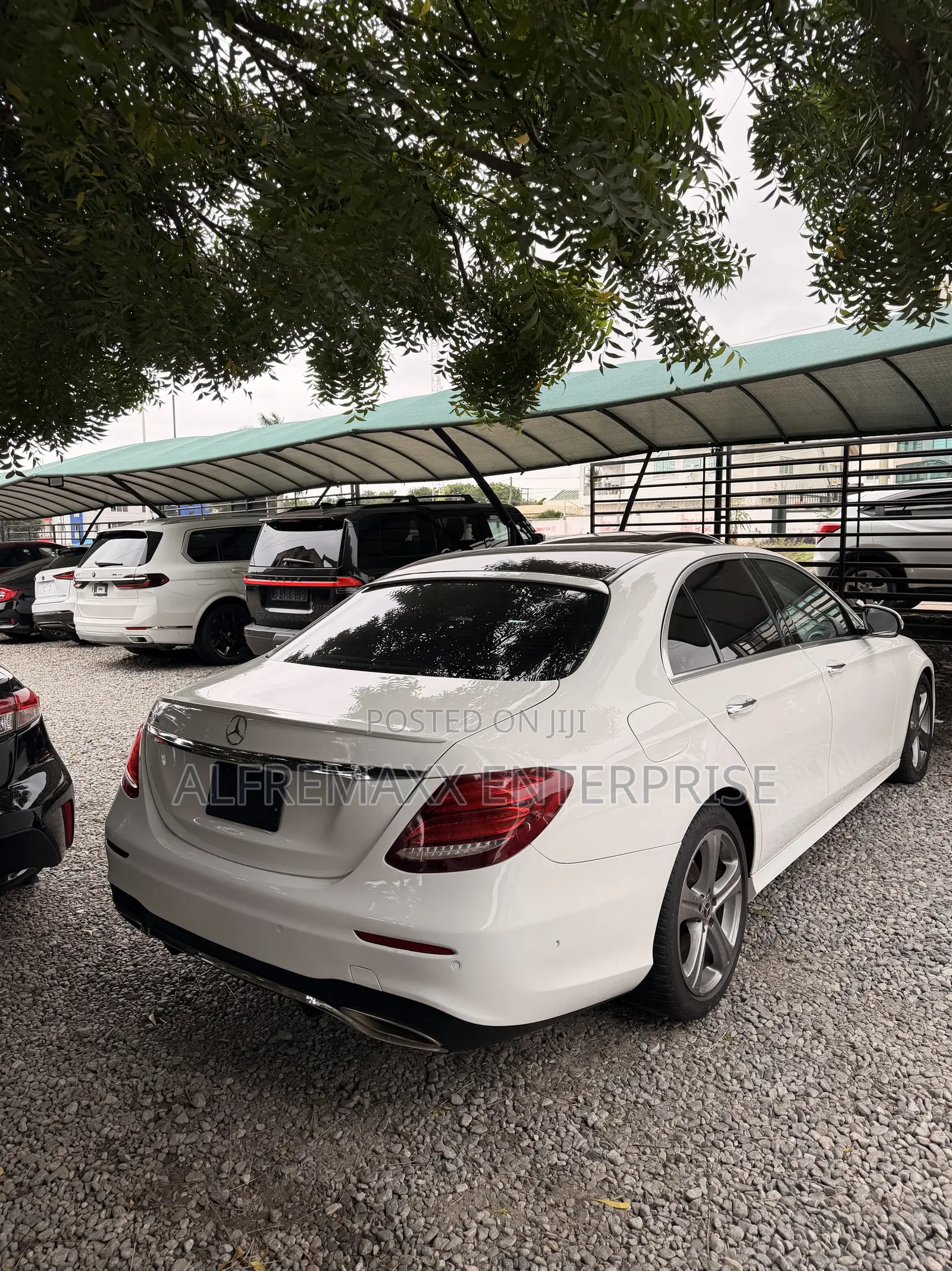 Mercedes-Benz E300 2018 White