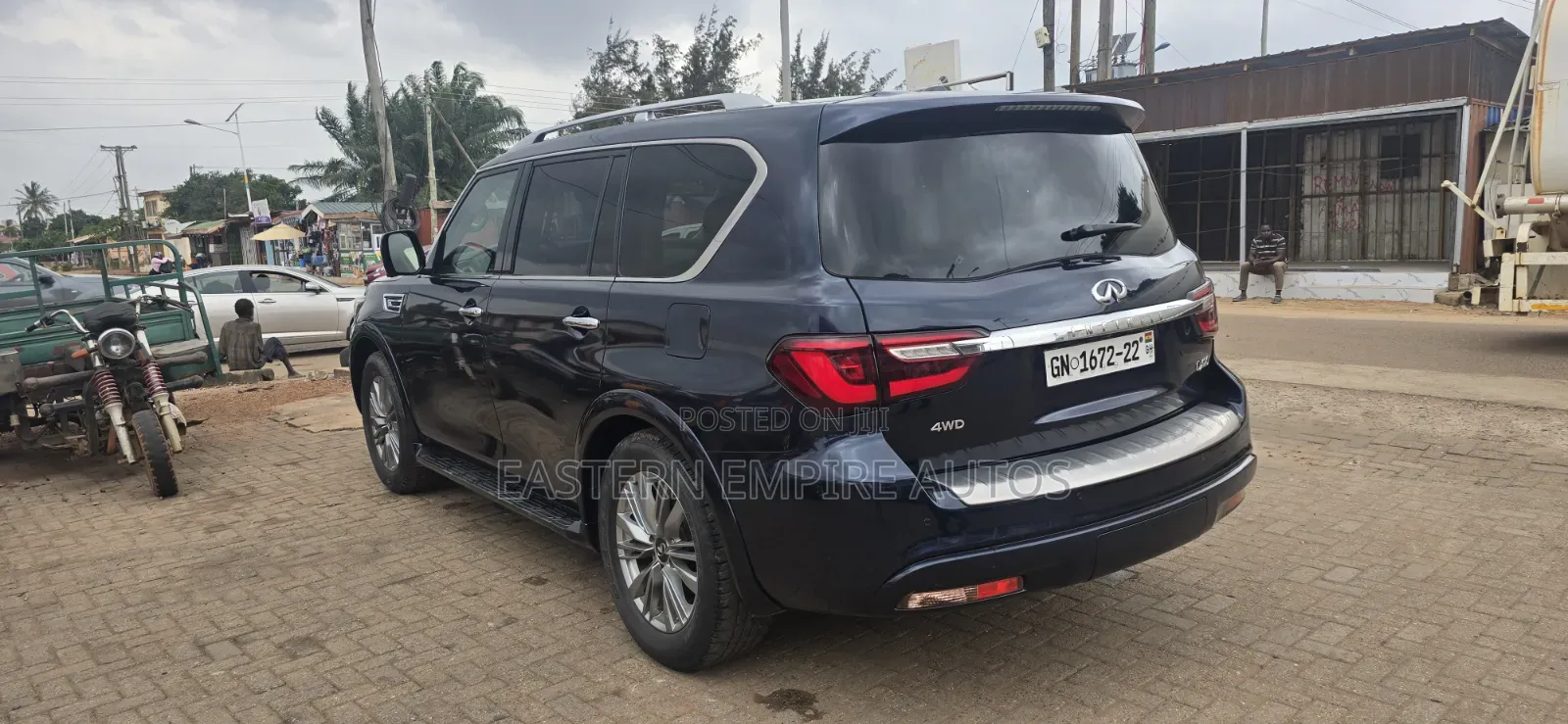 Infiniti QX80 PREMIUM SELECT 2021 Black