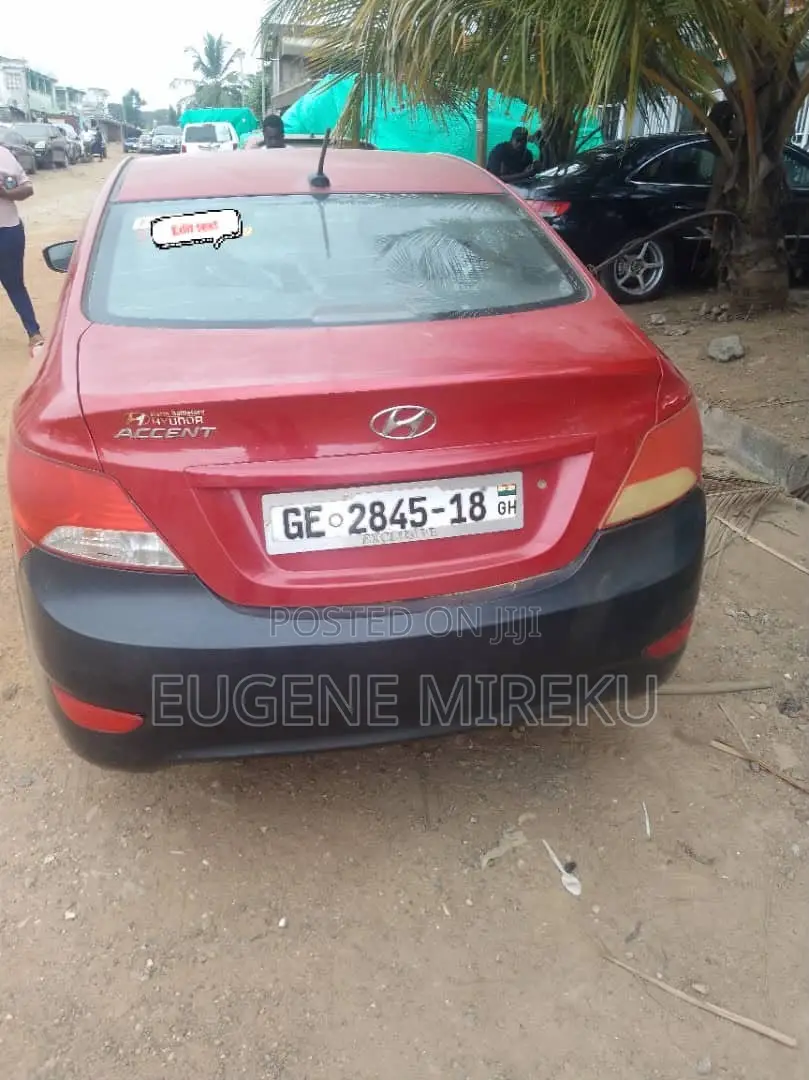 Hyundai Accent 2013 Red