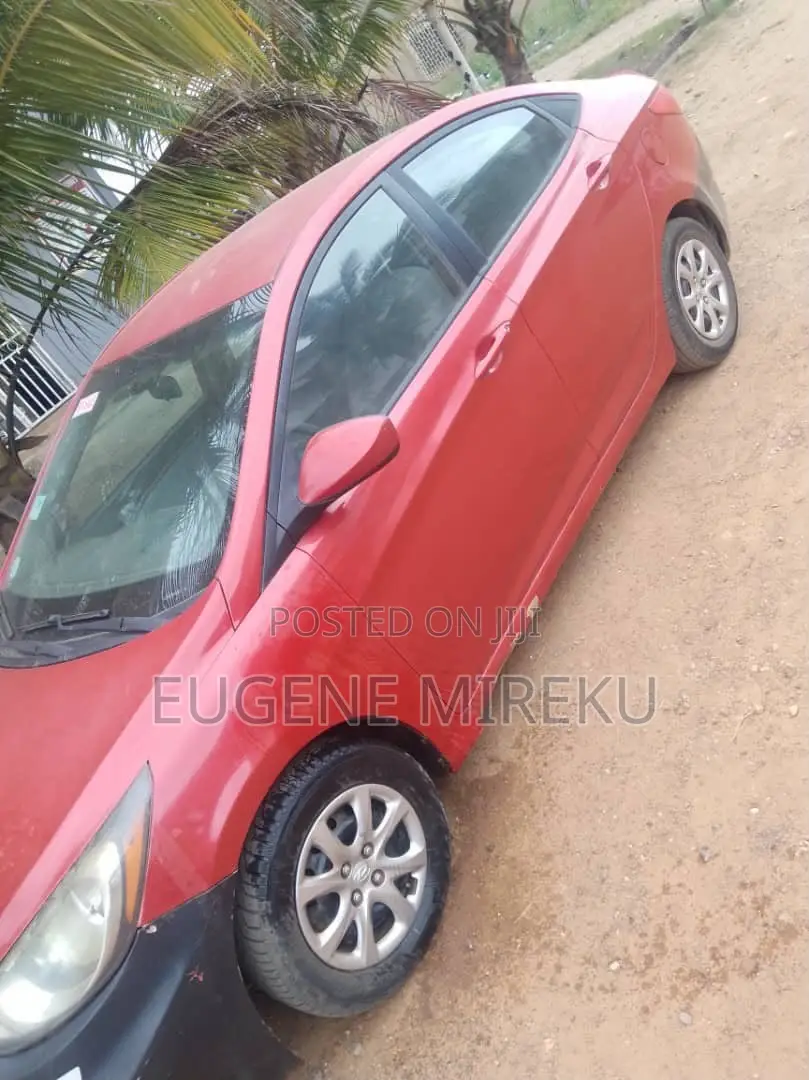 Hyundai Accent 2013 Red