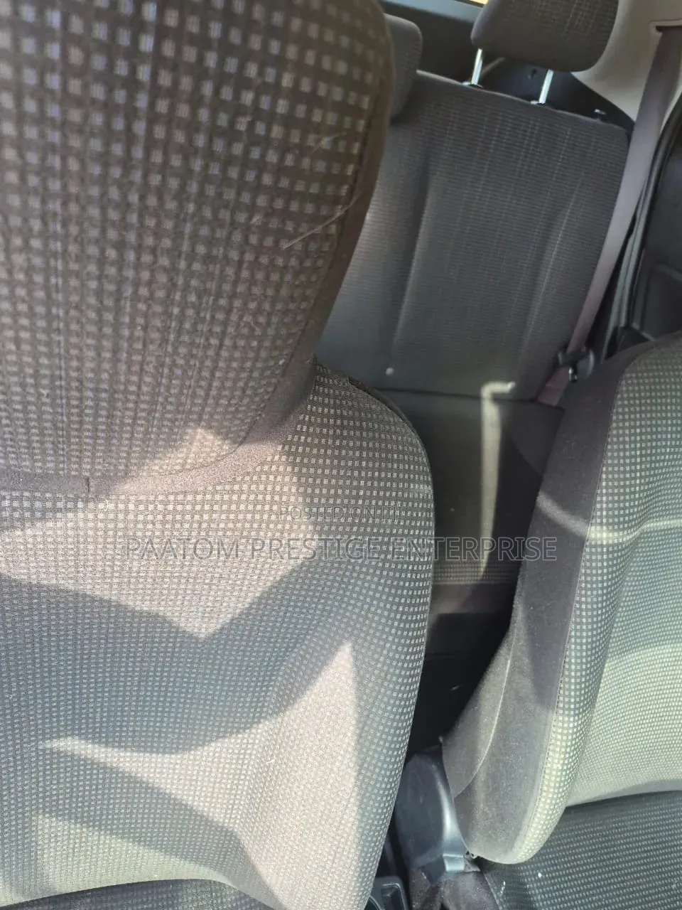 Toyota Vitz 2014 Silver