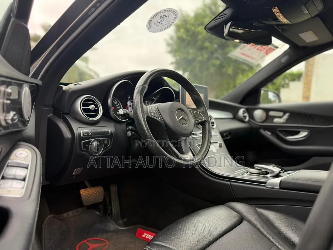 Mercedes-Benz C300 2018 Gray