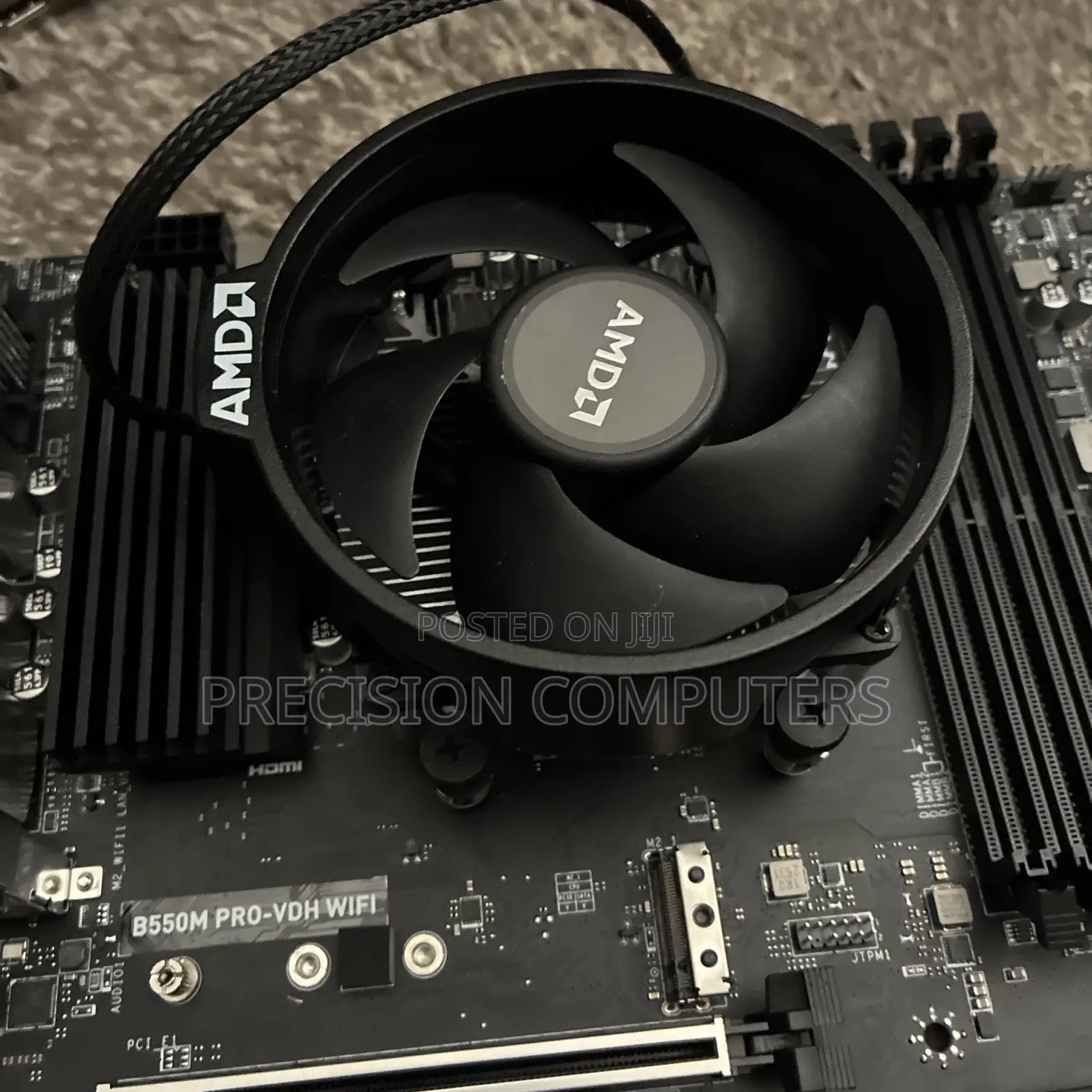MSI B550M PRO-VDH Wi-Fi + AMD Ryzen 7 5700G(8c\16t)