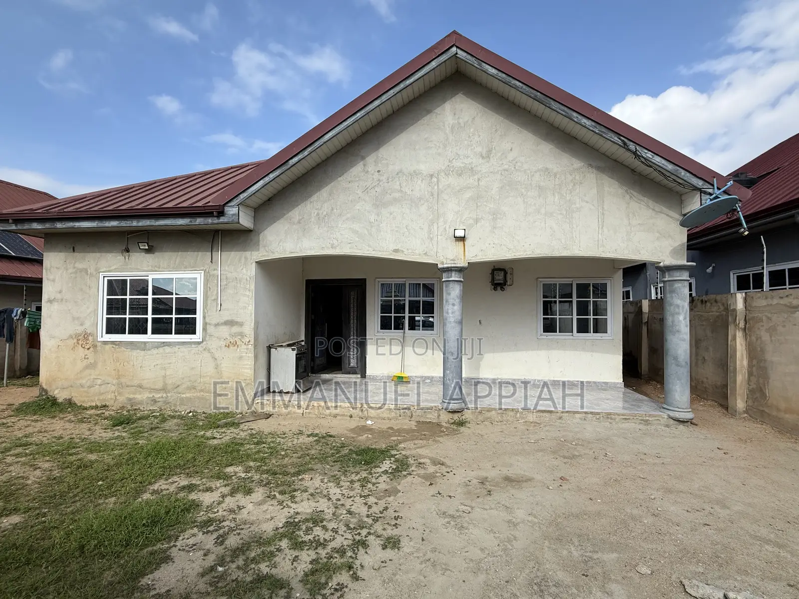 3bdrm House in Amasaman Ayikin, Accra Metropolitan for sale