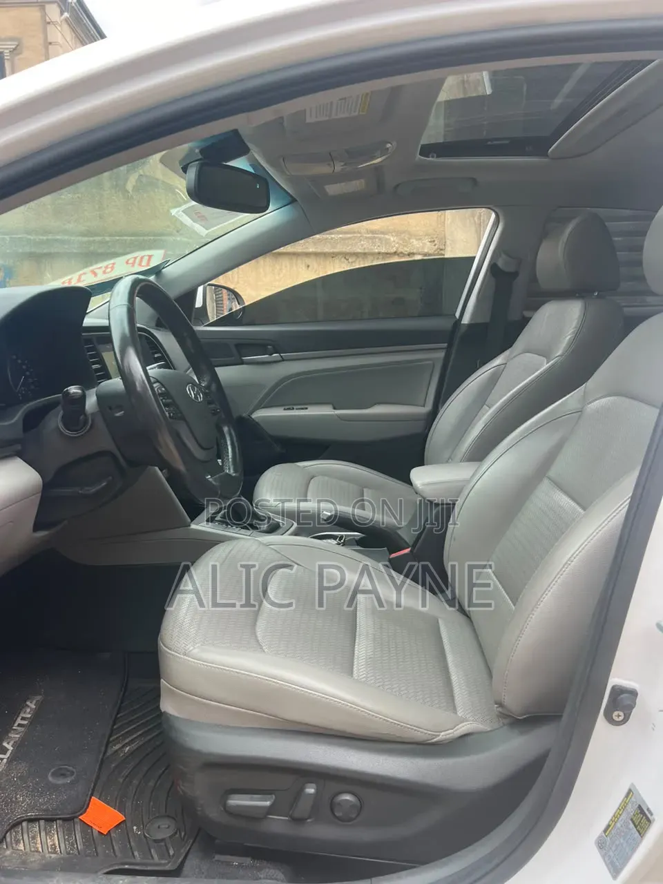 Hyundai Elantra Limited Sedan FWD (2.0L 4cyl 6A) 2017 White