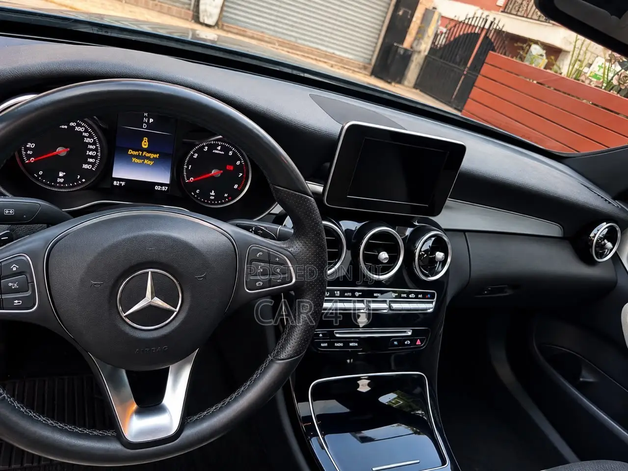 Mercedes-Benz C300 2018 Blue