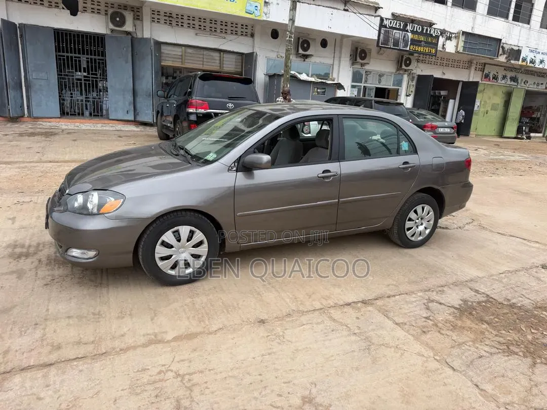 Toyota Corolla 2007 Gray