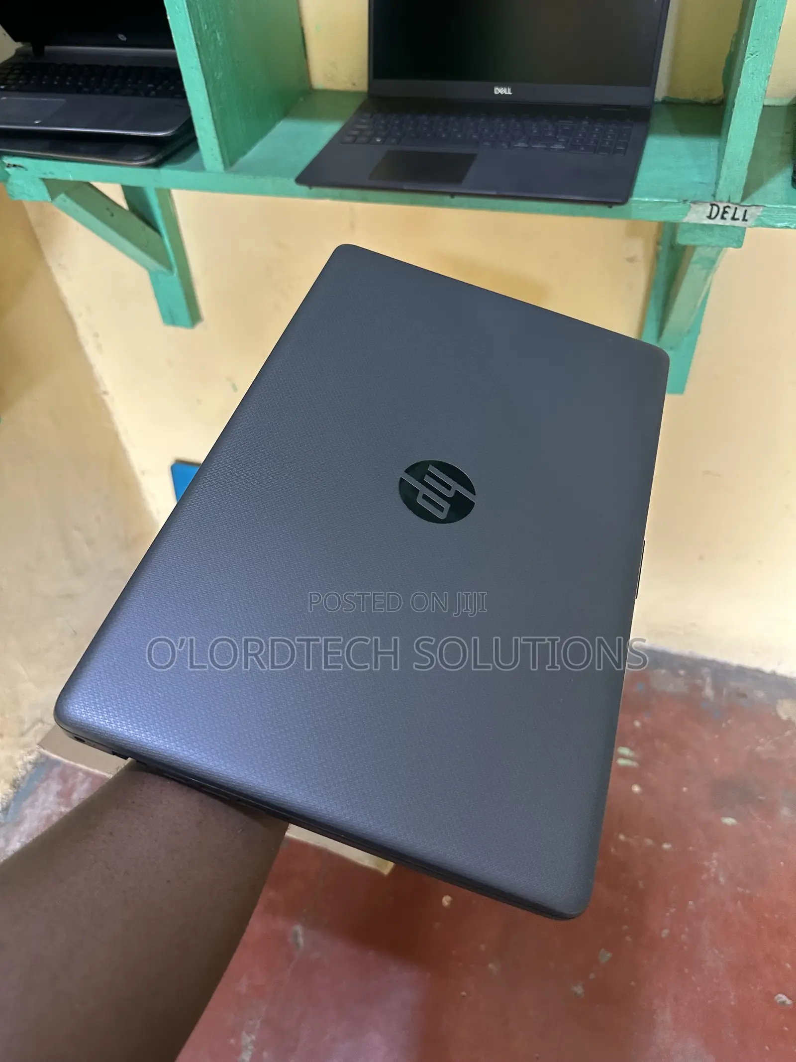 Laptop HP 255 8GB AMD SSD 256GB