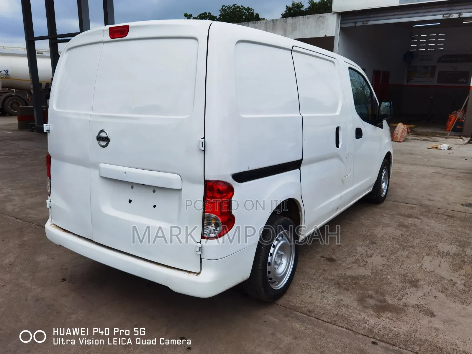 Nissan NV200 2018 White