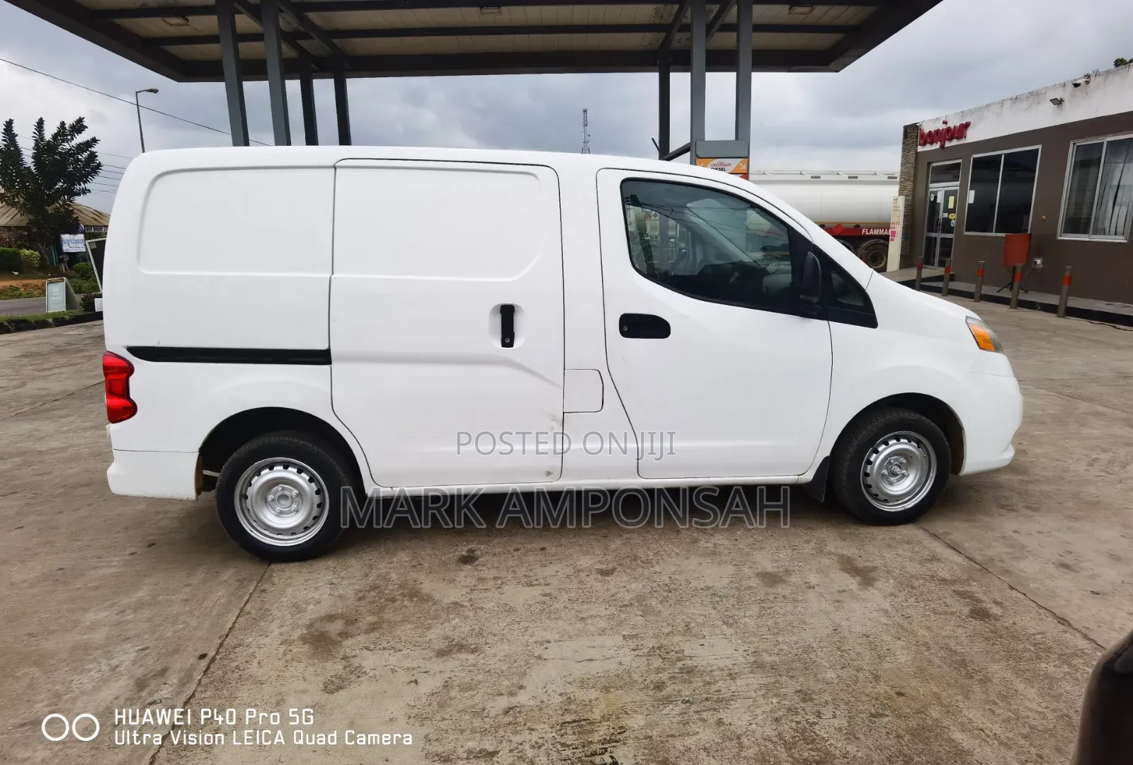Nissan NV200 2018 White