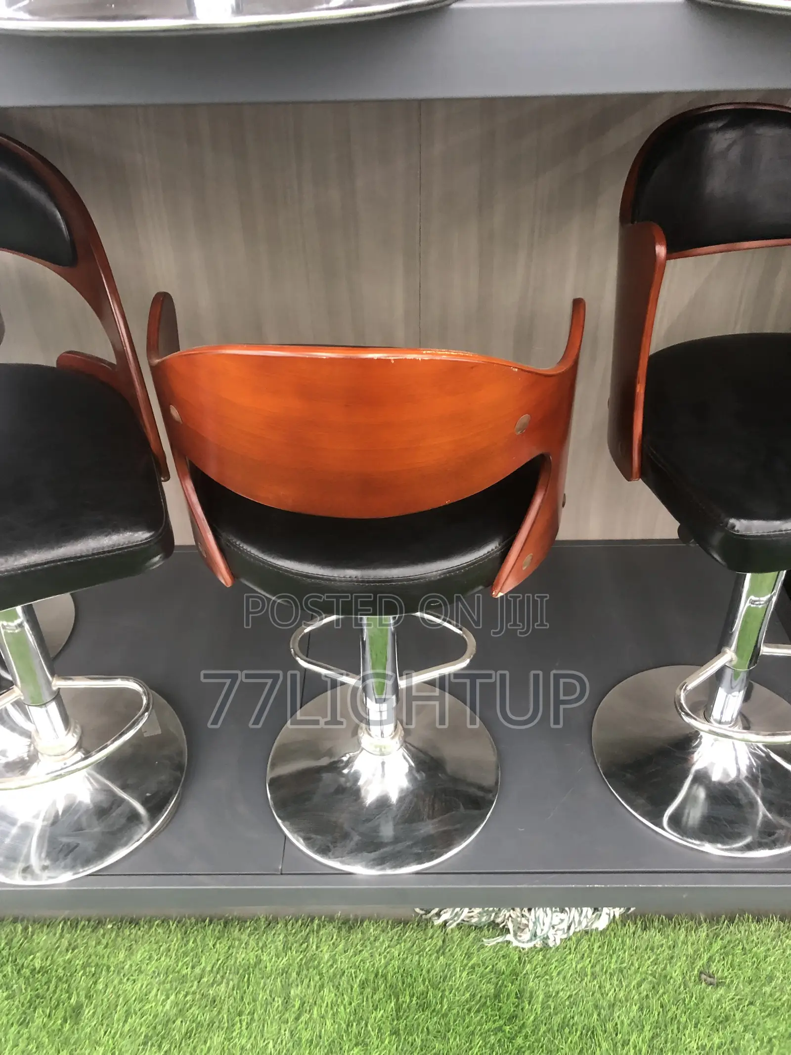 Comfort Bar Chair