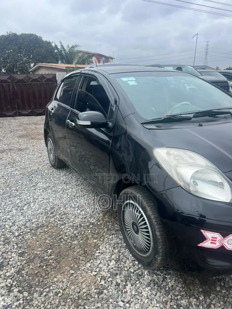 Toyota Vitz 1.3 AWD 3dr 2010 Black